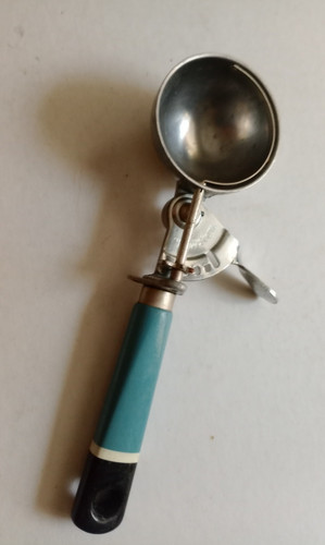 Vintage 1960s prestige skyline - vintage,